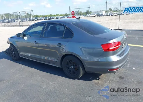 2015 Volkswagen Jetta 2.0L S z USA, uszkodzony, nr VIN 3VW1K7AJ9FM288103